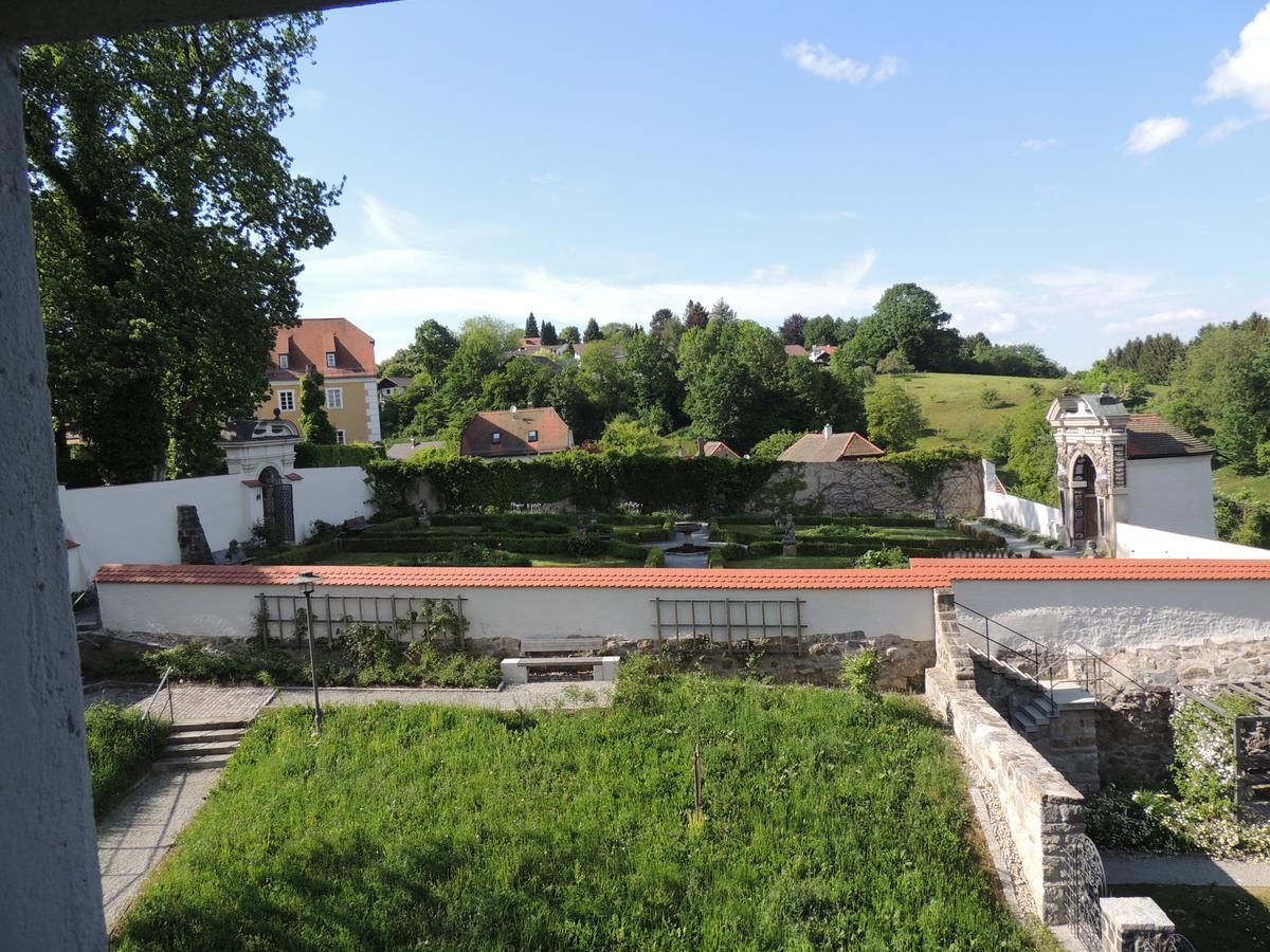 Gaestehaus Maelzerei Auf Schloss Neuburg Am Inn מראה חיצוני תמונה