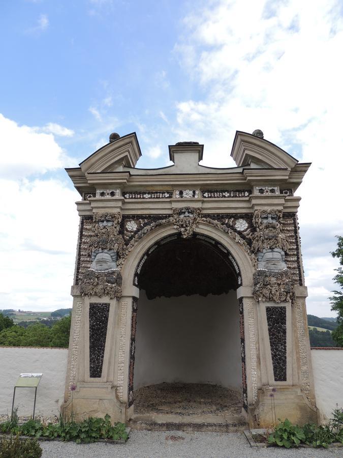 Gaestehaus Maelzerei Auf Schloss Neuburg Am Inn מראה חיצוני תמונה
